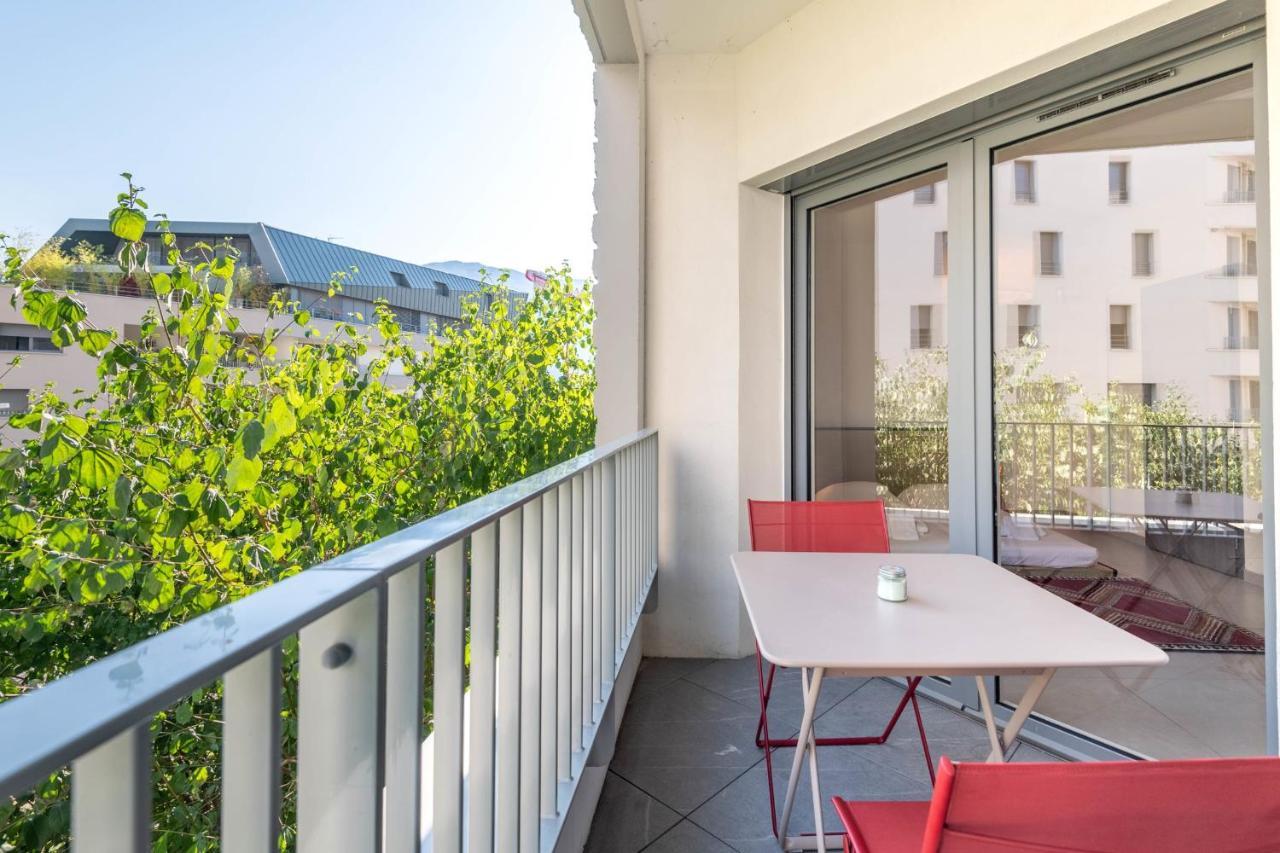 Charming Apartment With Balcony And Parking Near The Center Of Annecy Zewnętrze zdjęcie