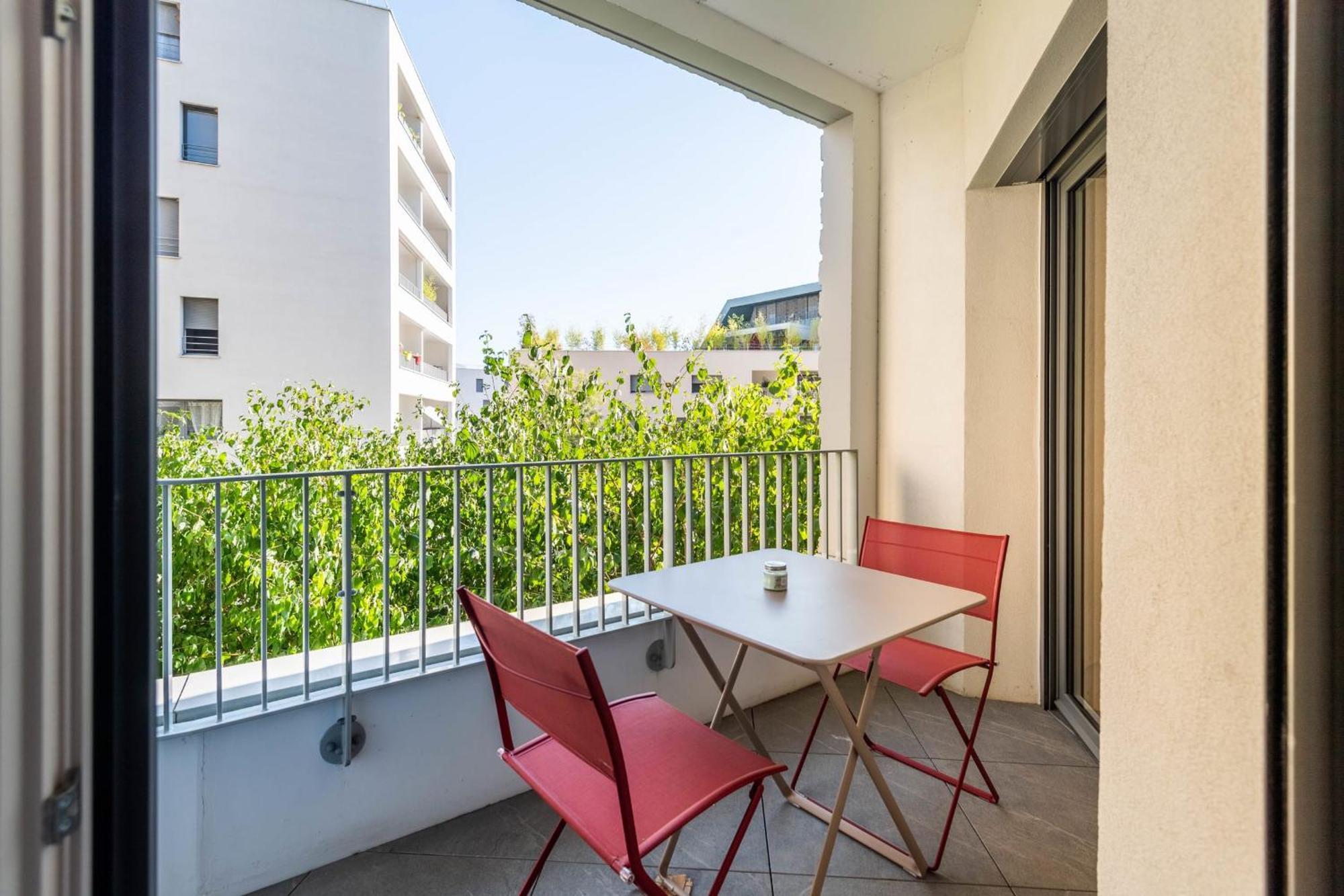 Charming Apartment With Balcony And Parking Near The Center Of Annecy Zewnętrze zdjęcie