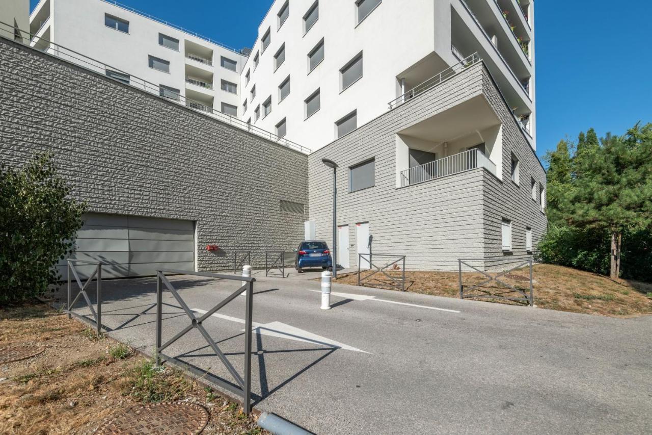 Charming Apartment With Balcony And Parking Near The Center Of Annecy Zewnętrze zdjęcie